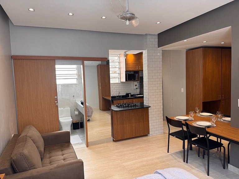 Espetacular apt quadra praia Copacabana Oásis