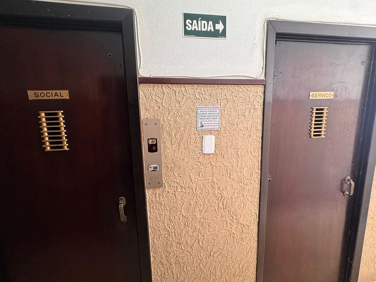 Espetacular apt quadra praia Copacabana Oásis