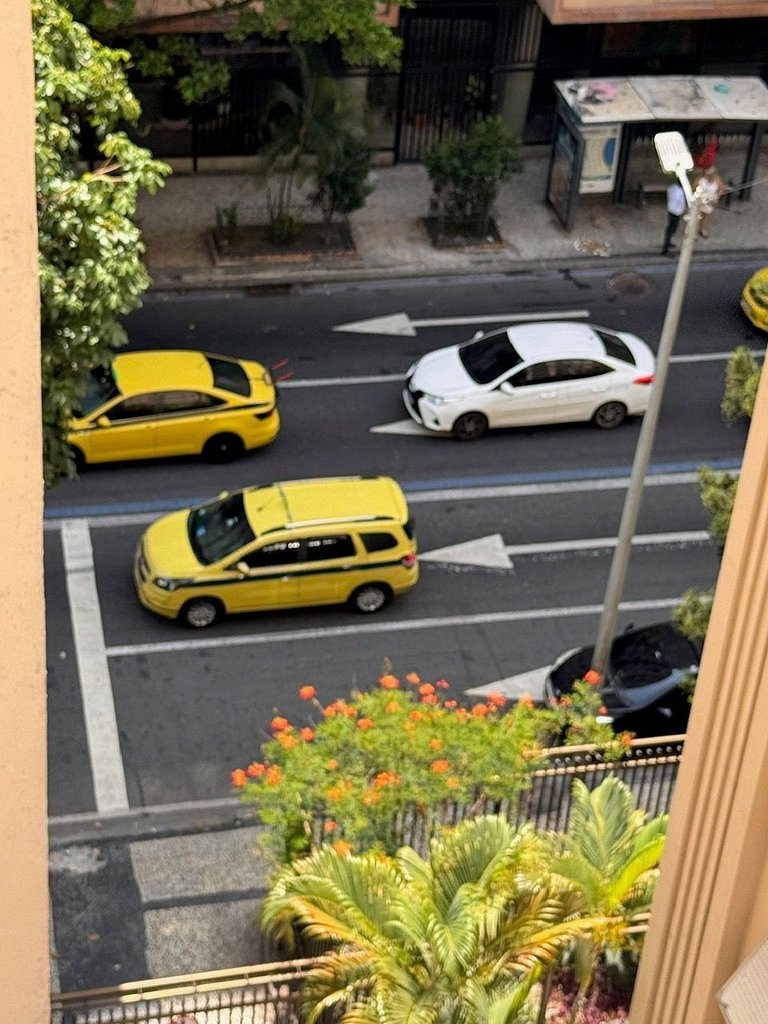 Espetacular apt quadra praia Copacabana Oásis