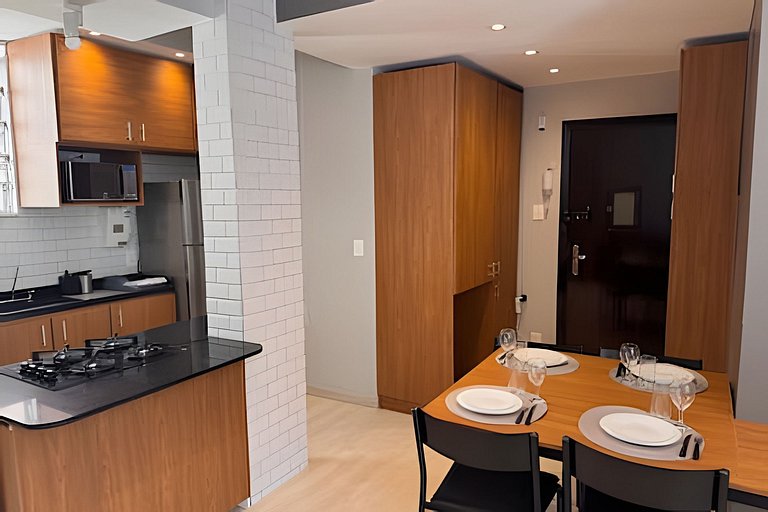 Espetacular apt quadra praia Copacabana Oásis