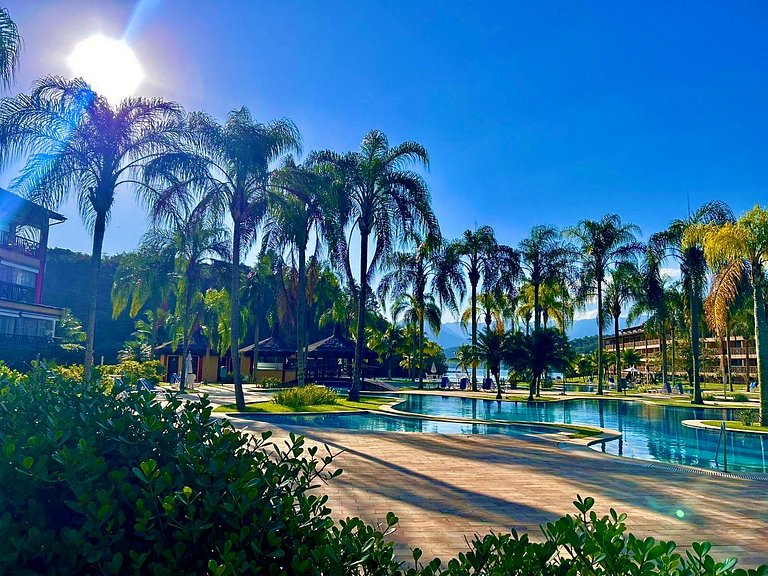 Flat de Luxo no Costabella Marina Resort Angra