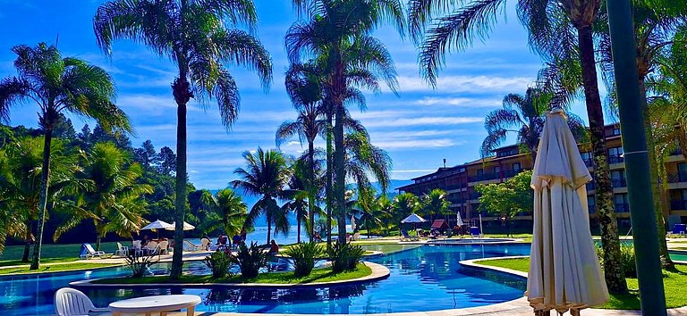 Flat de Luxo no Costabella Marina Resort Angra