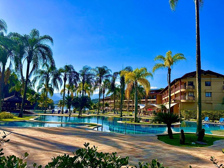 Flat de Luxo no Costabella Marina Resort Angra