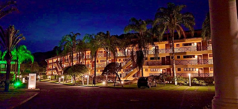 Flat de Luxo no Costabella Marina Resort Angra