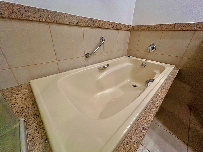 Flat de Luxo no Costabella Marina Resort Angra