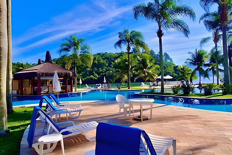 Flat de Luxo no Costabella Marina Resort Angra